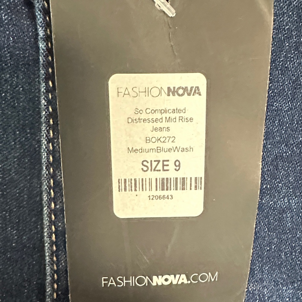 Fashion Nova So Complicated Distressed Mid-rise Blue Wash Skinny Jeans Size 9 - Picture 5 of 10